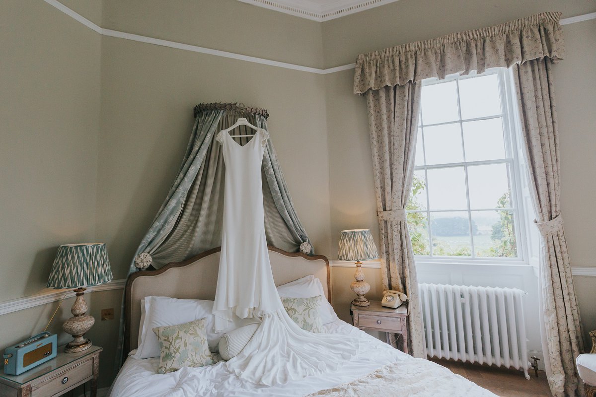 An Elegant Wedding at Middleton Lodge (c) Laura Calderwood Photography (4)